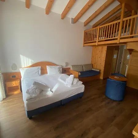 Terme Antico Bagno Otel Pozza di Fassa